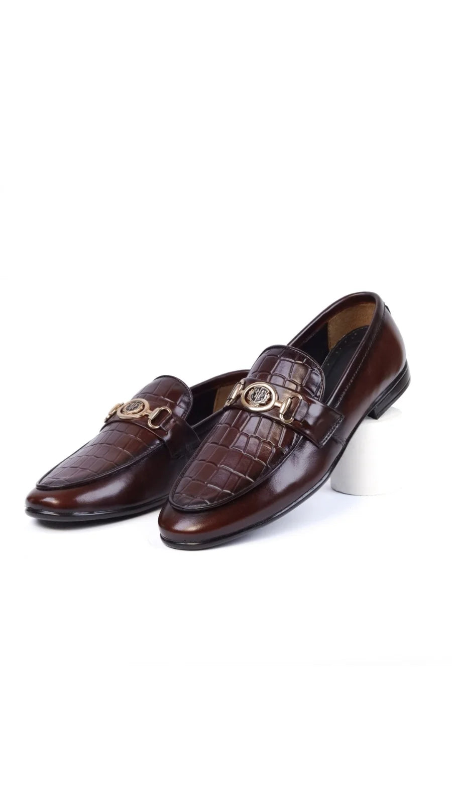 Brown Crocodile-Texture Leather Loafers 