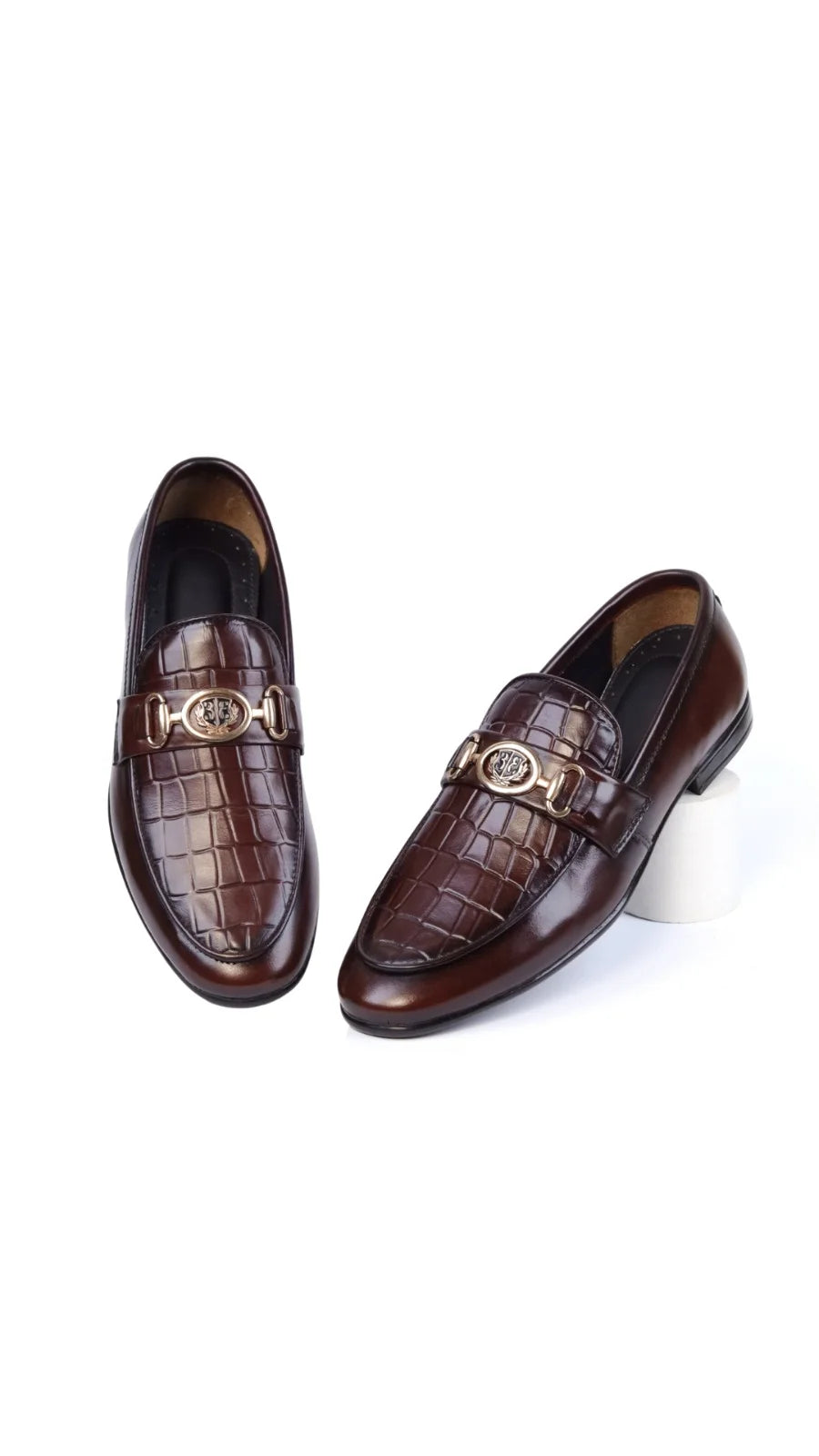 Brown Crocodile-Texture Leather Loafers 